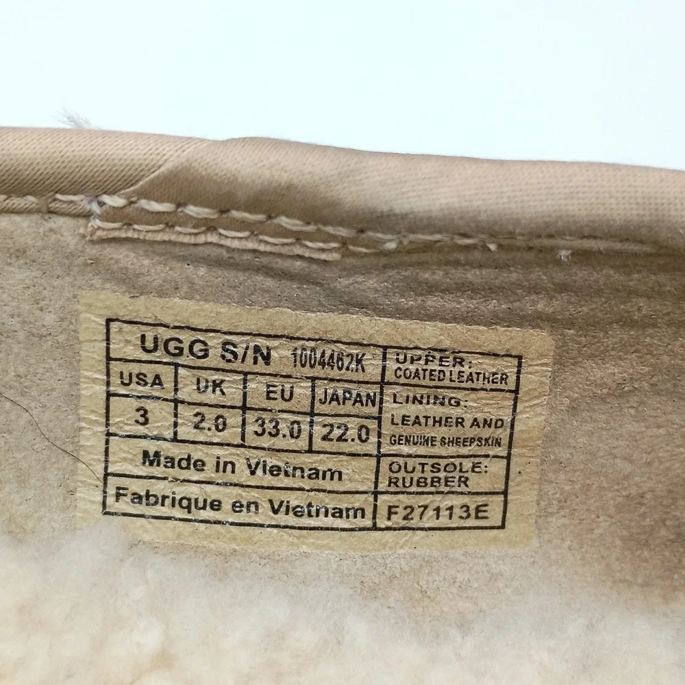 UGG Sheepskin Flat Kids Size 3 Gold Metallic Leather‎ Sheepskin Lined 1004462K